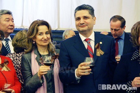 ՀՀ վարչապետ Տիգրան Սարգսյանը տիկնոջ հետ