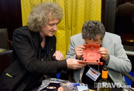 Brian May & Garik Israyelyan