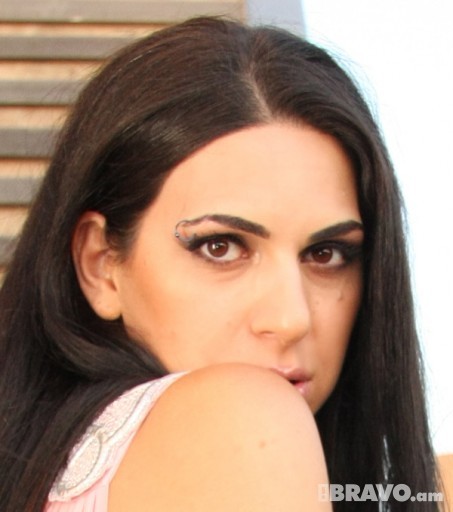 Ani Qochar