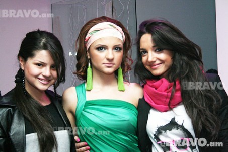 mari, Marianna & Anushik