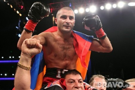 Vik Darchinyan