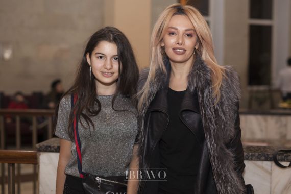 «Մտածում եմ ոչ միայն իմ, այլեւ մայրիկիս մասին». Լուիզա Ներսիսյանն ինքնամեկուսացել է