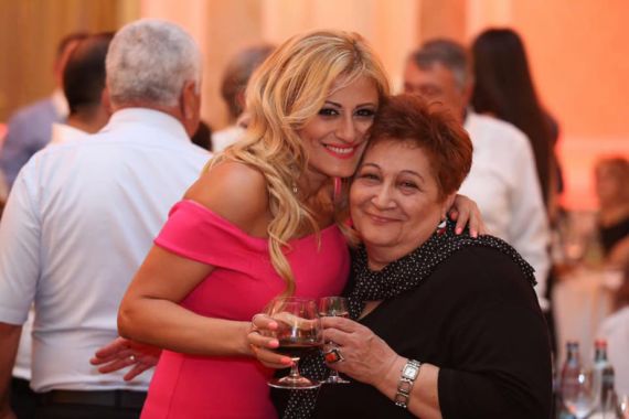 «Կներես ինձ, մա՛մ». Մահացել է Գոհար Ջավուկցյանի մայրը