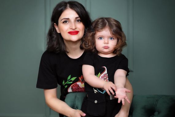 «Լինեք գնահատված ու սիրված». Սիլվա Հակոբյանի եւ դստեր նոր լուսանկարները