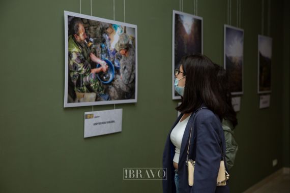 Պատերազմը լուսանկարներում. բացվել է Միքայել Նազարենկոյի «1080 ժամ» ցուցահանդեսը
