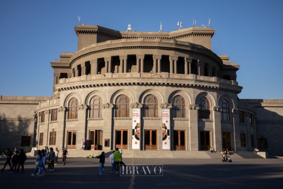 Օպերան՝ ներսից. ամենամեծ ջահը, նկուղում հայտնաբերված դահլիճը, գործիքների պակասն ու վթարային շենքը