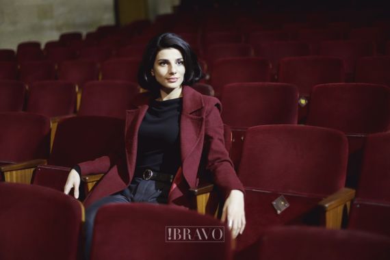 Հռիփսիմե Նահապետյան. &laquo;Ծնողներիս շնորհիվ հասկացել եմ, թե ինչպես պետք է կինն ու տղամարդն իրար սիրեն&raquo;