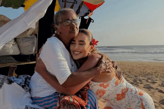 «Արդեն 29, թե՞ դեռ 29». Էլեն Ասատրյանը տարեդարձը նշել է Շրի Լանկայում