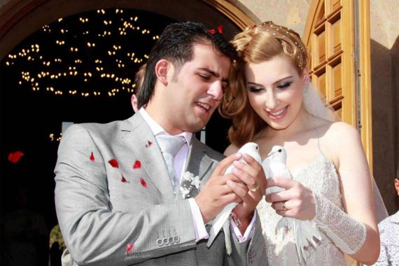 «Ավելի ենք սկսել սիրել միմյանց». Գրիգոր Դանիելյանը եւ Հռիփսիմե Ելինյանը նշում են ամուսնության 17-ամյակը