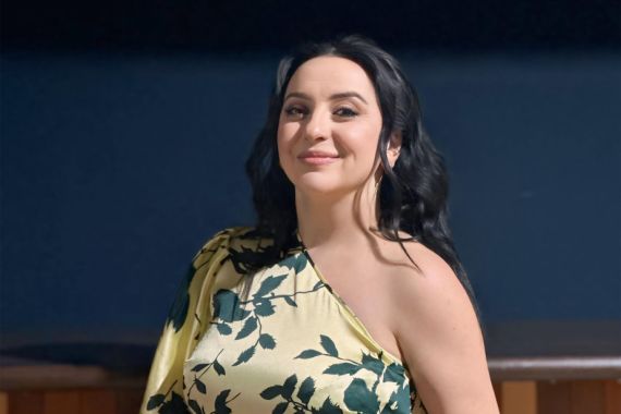 &laquo;Տանը մենակ&raquo; ֆիլմը հայերեն ձայնավորած Տաթեւ Ղազարյանի՝ խենթություններով լի 2025-ը