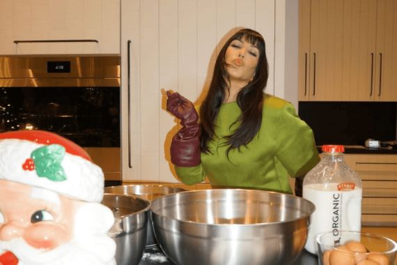 Քորթնի Քարդաշյանն իր տատիկի բաղադրատոմսով հայկական բիշի է թխել