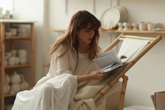 &laquo;Նա չի զանգում, չի հարցնում՝ ինչպես ես, նա այնտեղ է, որտեղ ընտրել է լինել&raquo;. Արեւիկ Գեւորգյանի պոետիկ խոստովանությունը