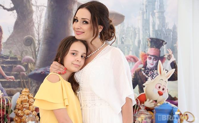 Լուիզա Ղամբարյանի երազանքն ու դստեր 12-ամյակի լուսանկարները 